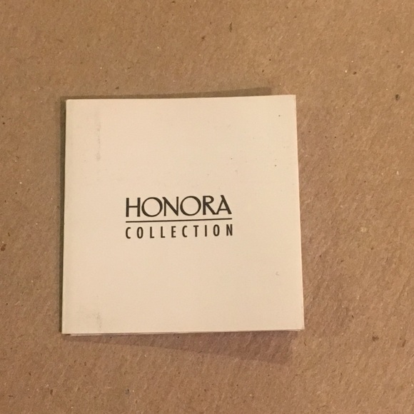 Honora Pearl Earrings - Picture 8 of 8